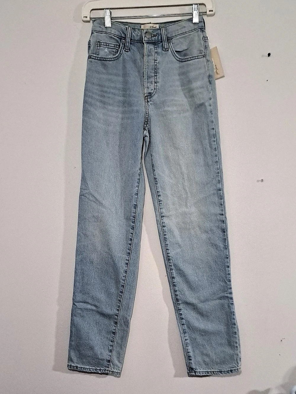 Universal Thread High Rise 90s Straight Leg Jeans in Blue NWT